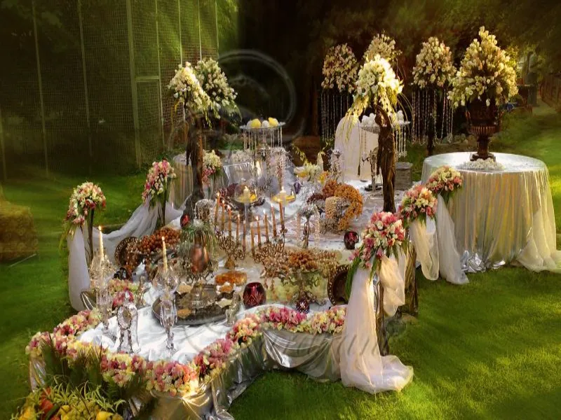 سفره عقد در فضای باز