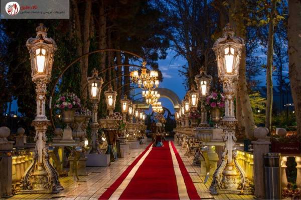 ورودی و فضای باز