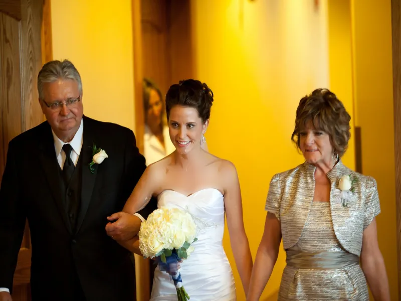 وظایف خانواده عروس در عروسی