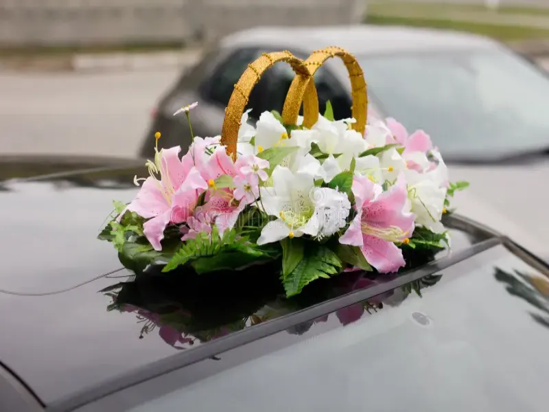 گل آرایی ماشین عروس