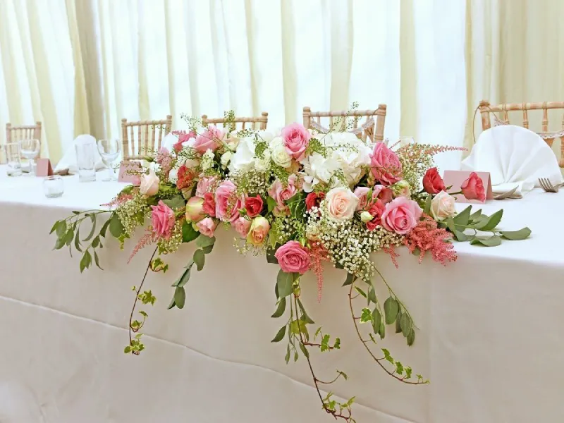 گل آرایی میز مستطیلی